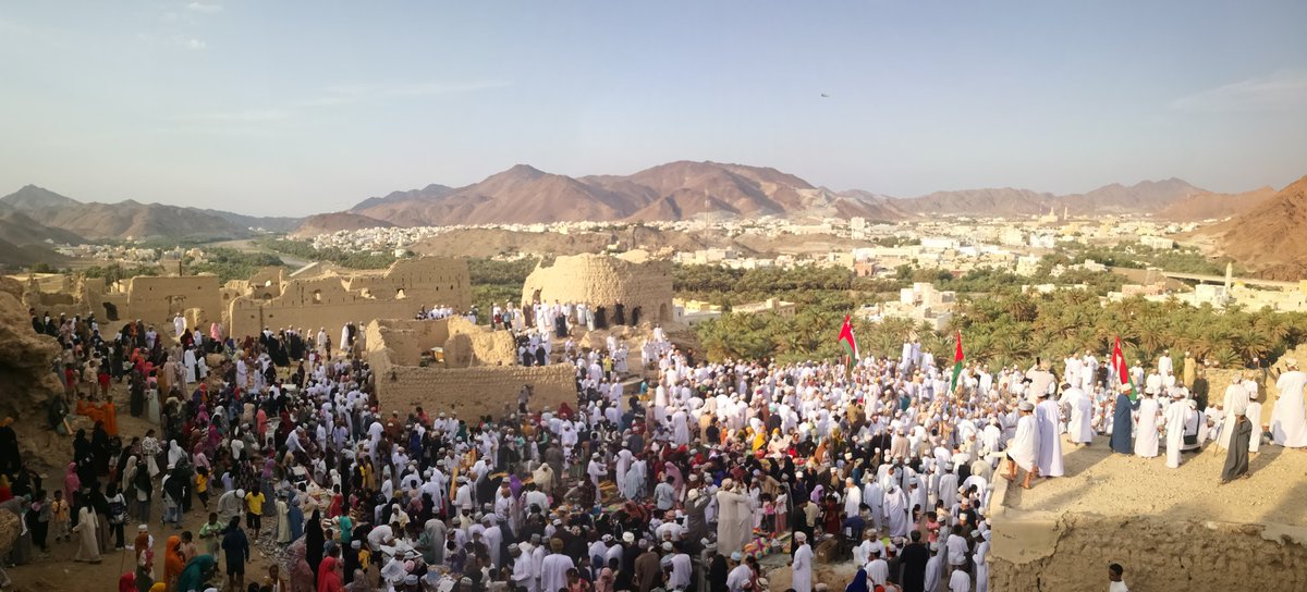 بانورامية مميزه ل #عزوة_فنجاء في #ولاية_بدبد،، تغطية مميزه في حساب الانستجرام (أكتشف فنجاء) للعزوة وتوثيق منشورات الاخوه الاعزاء الزائرين واهل البلد،،
الصوره من تصويري : يونس الراشدي