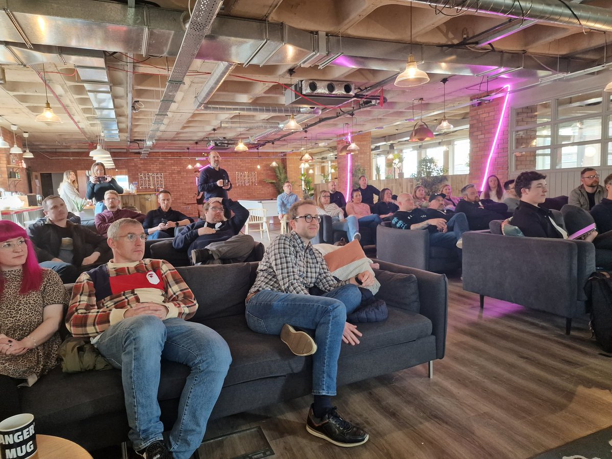 CNHuntingford's tweet photo. What an epic start to the @ANSGroup #LowCode day at the @DigitalGurus in Manchester! Getting this mob together has been epic so far!
#ansgroup #PowerPlatform https://t.co/K7d3AeYRxd