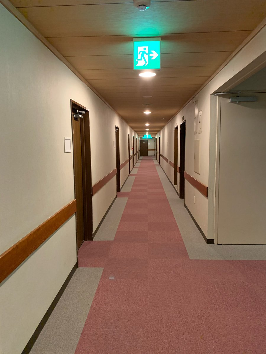 mirage_tours_ac's tweet photo. 今はもう入ることのできない浦戸アジト。
①例の踊り場
②全景
③3階廊下
④3階館内地図。一番奥が高耶さんにあてがわれた部屋

#ミラツア #炎の蜃気楼ツアー #ミラージュツアー #炎の蜃気楼 https://t.co/SqI7DK7Ymu