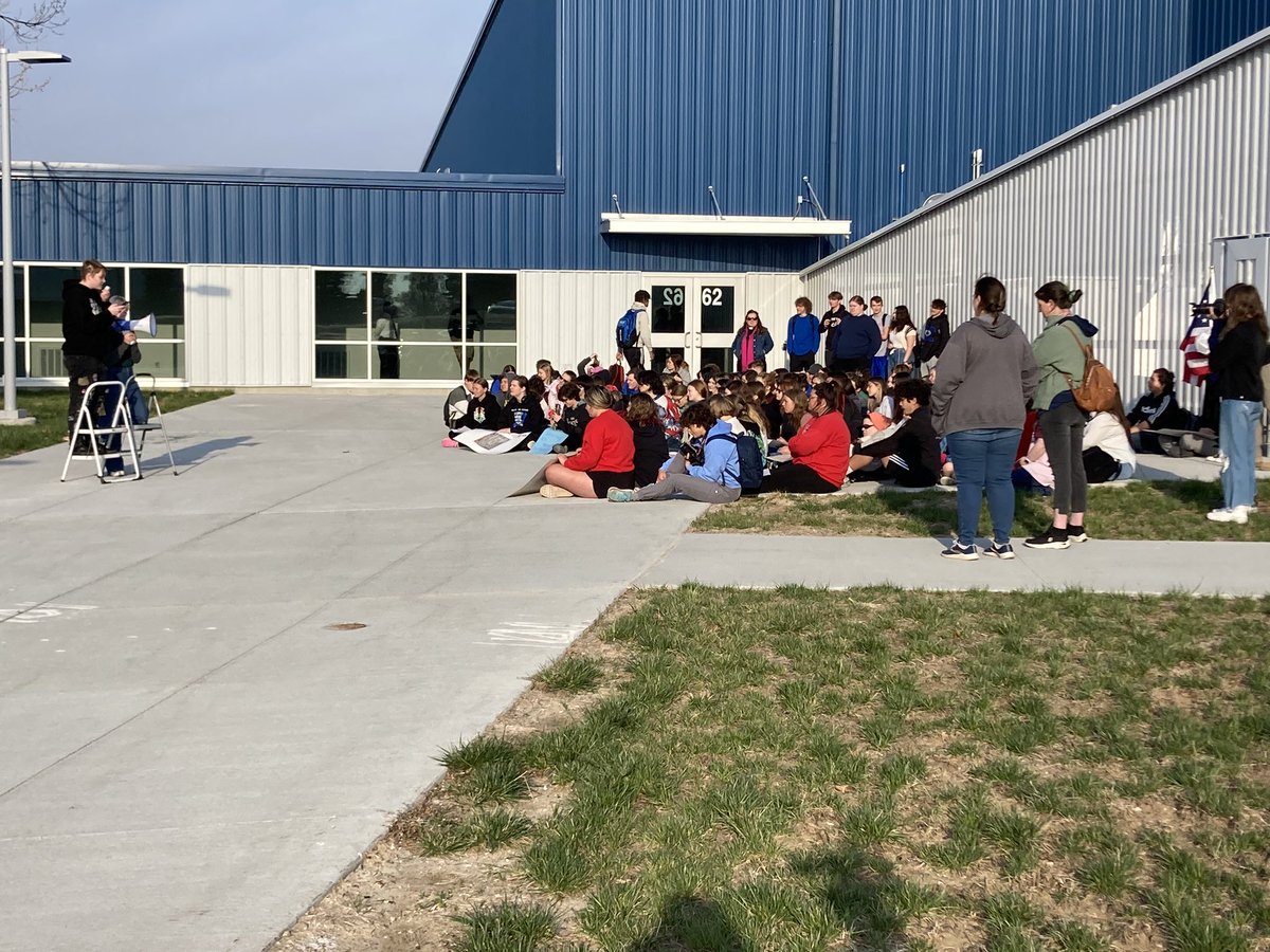 Ron Johnson tweet media