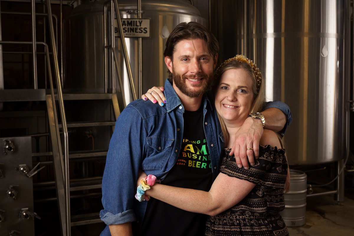 CasslikeCastiel's tweet photo. Reunion πΈ 'so good to see yall' #fbbeer Had a splendid time can't wait to do it again next year. https://t.co/56hWw8rwvi