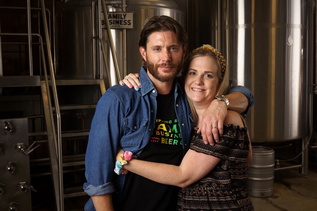 CasslikeCastiel's tweet photo. Reunion πΈ 'so good to see yall' #fbbeer Had a splendid time can't wait to do it again next year. https://t.co/56hWw8rwvi