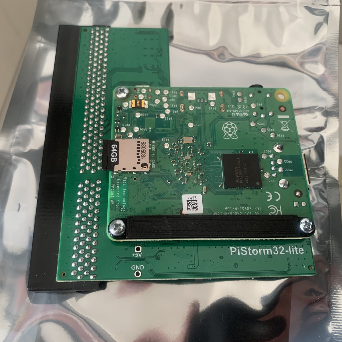GeezerD205's tweet photo. Ooo, speedy #Amiga soon!
#piStorm32 #piStorm #Amiga1200 https://t.co/G2ZSfPcLUT