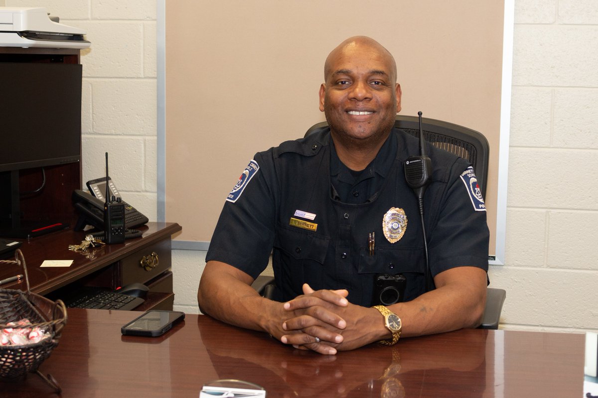 corleyes's tweet photo. It's National School Police Week! Thank you to our SRO, Officer Barnett, for your commitment to the safety of #EachandEvery student and all #TeamGCPS families, staff, and community members! Learn more about Safety and Security in GCPS here: https://t.co/uIJ5HRG746 https://t.co/9Q9WbsD2si