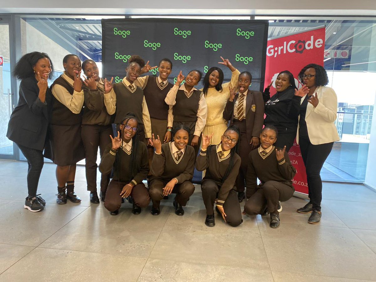 GirlCode👩💻 tweet media