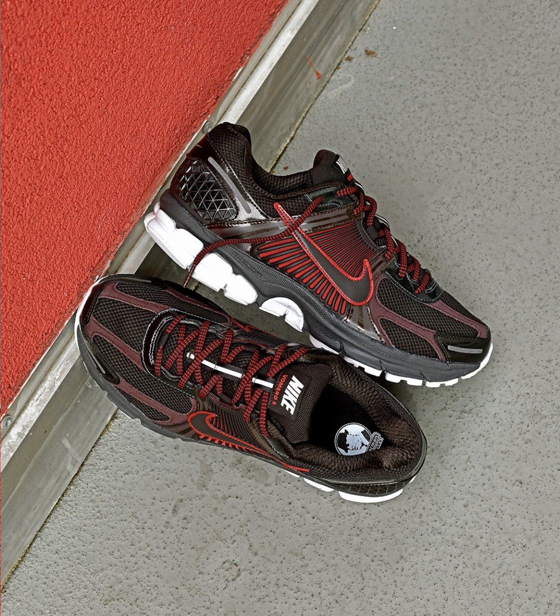Nike zoom top vomero 5 drake