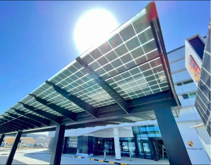 SOLARMI_BIPV's tweet photo. Nuestros módulos cumplen el código técnico de la edificación #energiafotovoltaica #panelessolares #energiasrenovables #solarpower #instasolar #sustainability #greenenergy #photovoltaic #cleanenergy #solarenergy #fotovoltaica https://t.co/aZHWywInQz