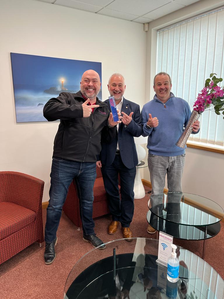 AqueousDigital's tweet photo. Our MD, Jonathan, has made the journey to see our long-standing customer @wilsonbrownelaw today to present them with their very own @dontpanicevents European Content Award! We were proud to win this year's 'Content Strategy of the Year'🏆 #EUContentAwards #WilsonBrowne https://t.co/WJy0lwyeju