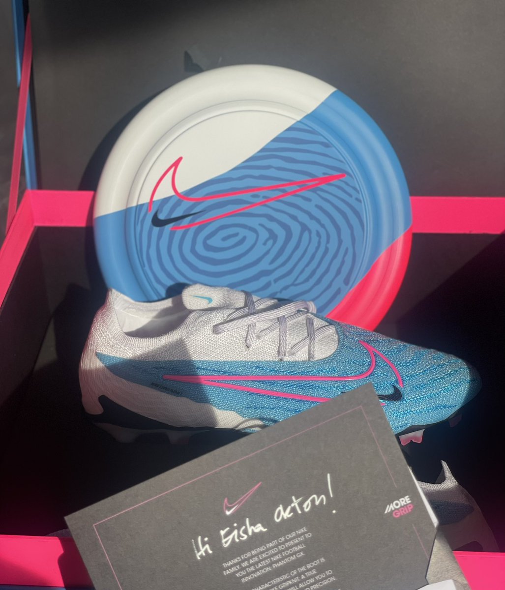 eisha_acton_'s tweet photo. Thanks @nikefootball 🫶🏽 #PhantomGX 🔥 https://t.co/gIRjQDw0hc
