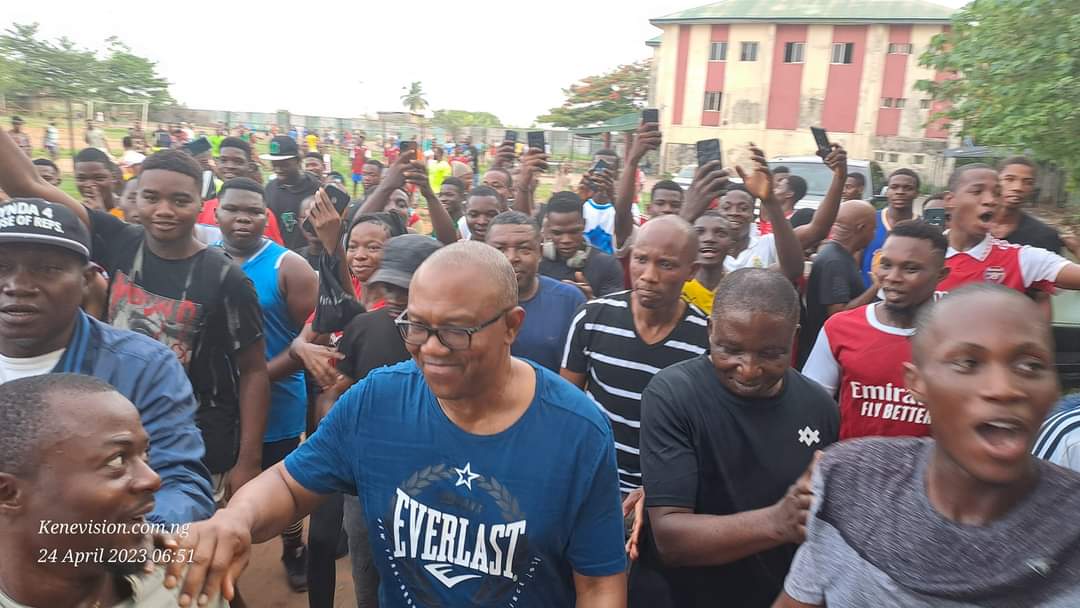 Today is a good day to remind everybody that Peter Obi put his street credibility to test again during this week's Monday sit-at-home in Onitsha. No securities, no bouncers, no convoys causing confusion. Just Peter being Peter. The actual city boy. Put head, if e sure for you.