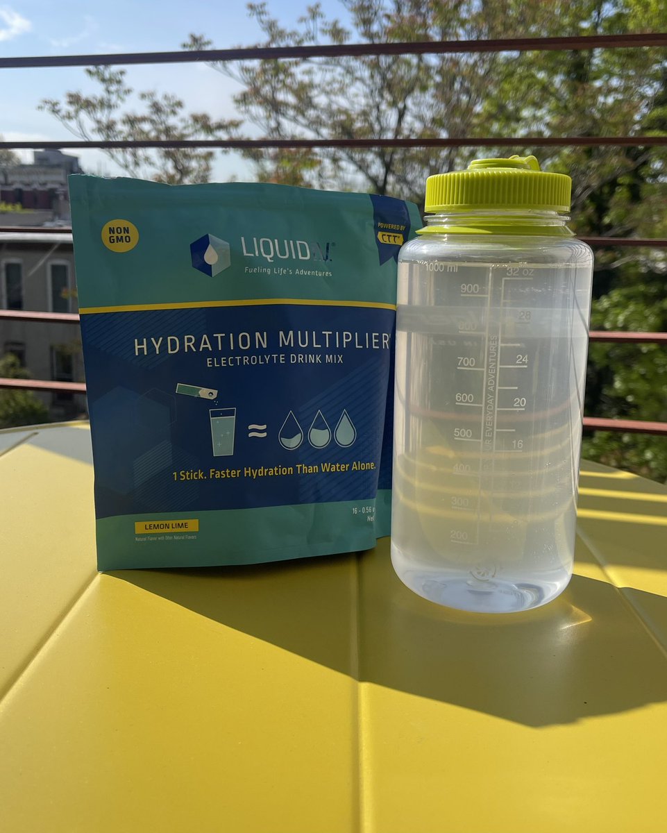 HavaTurner's tweet photo. the weather is heating up so make sure you get your @liquidiv for hydration!! 🥵💧use code “HAVA_TURNER_” for 25%! https://t.co/1rBNuHuco0