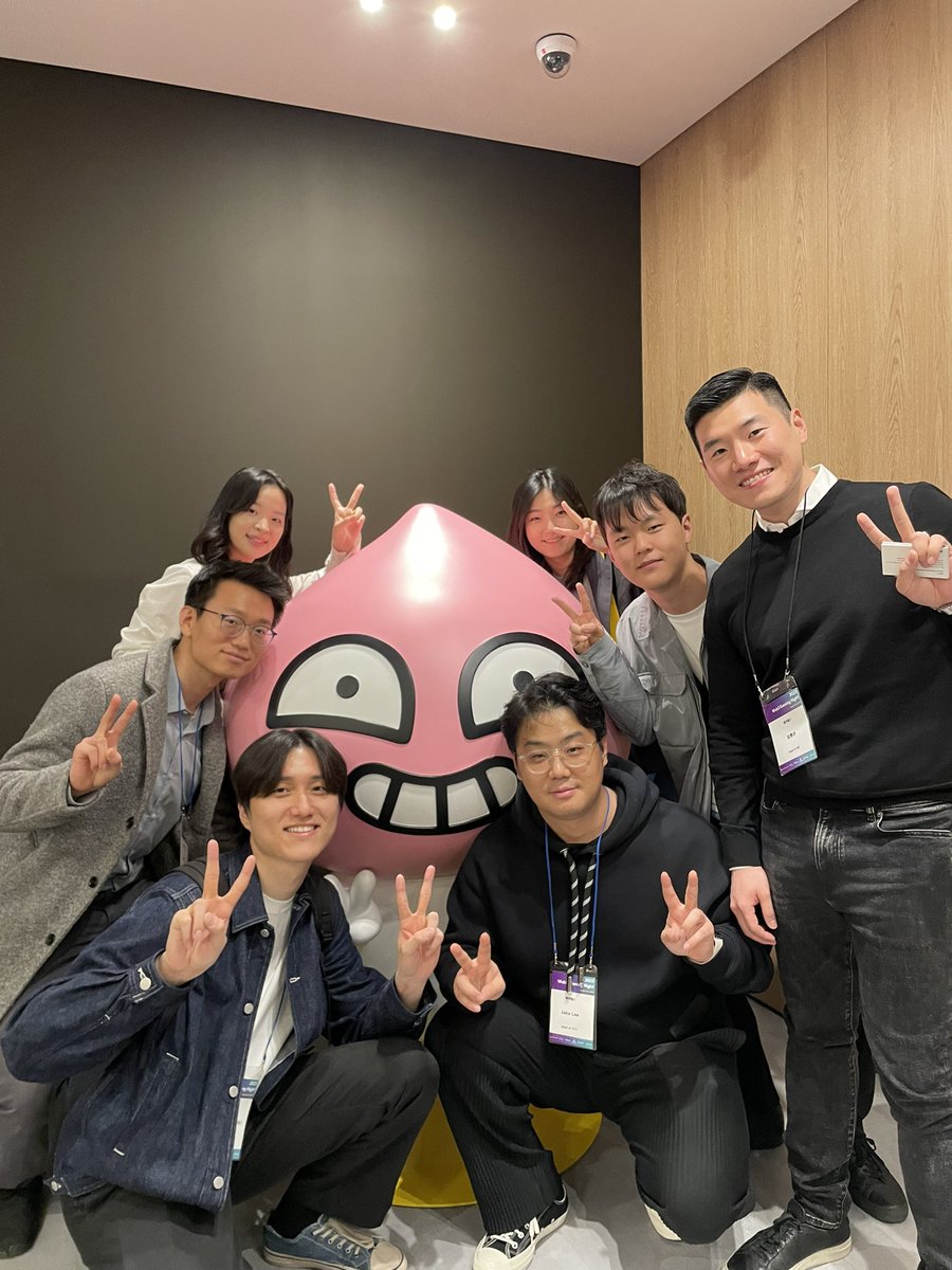 alexlimasia's tweet photo. Our mighty @HaechiLabs BD team just casually dominating a Web3 event 💙
@0xFaceWallet @kalos_security 
#dontmesswithus #jointherocketship #hiring https://t.co/lWA1buMbyf