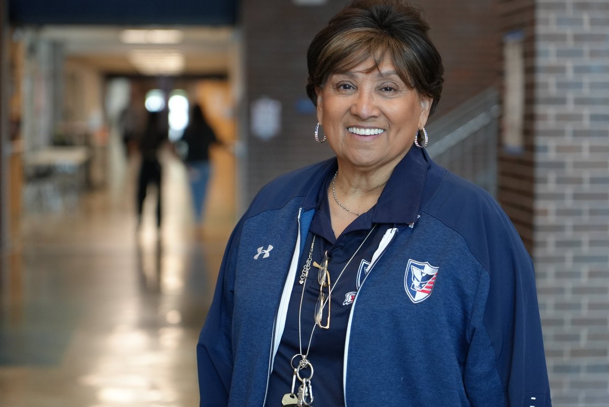 JudsonISD's tweet image. Every person that talks about Mrs. Yolanda Freiert, known as Yolie to most, uses the same word.

Kind.

And that is how she leads her life - with kindness towards everyone she meets.

🖥 | Read more: judsonisd.org/jblog
#JudsonISD #JISD #JudsonISDFamily