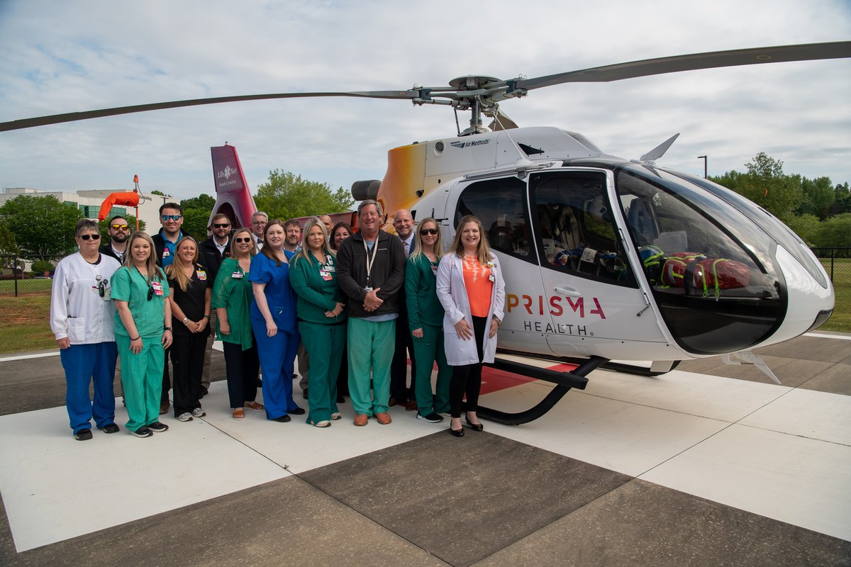 LifeNet 7 and Prisma Health held a joint “helicopter unveiling” event at Prisma Health Laurens County Hospital to let residents take a look at the aircraft that transports emergency and accident victims to hospitals. nuvi.me/58i0z3 #PrismaHealthProud