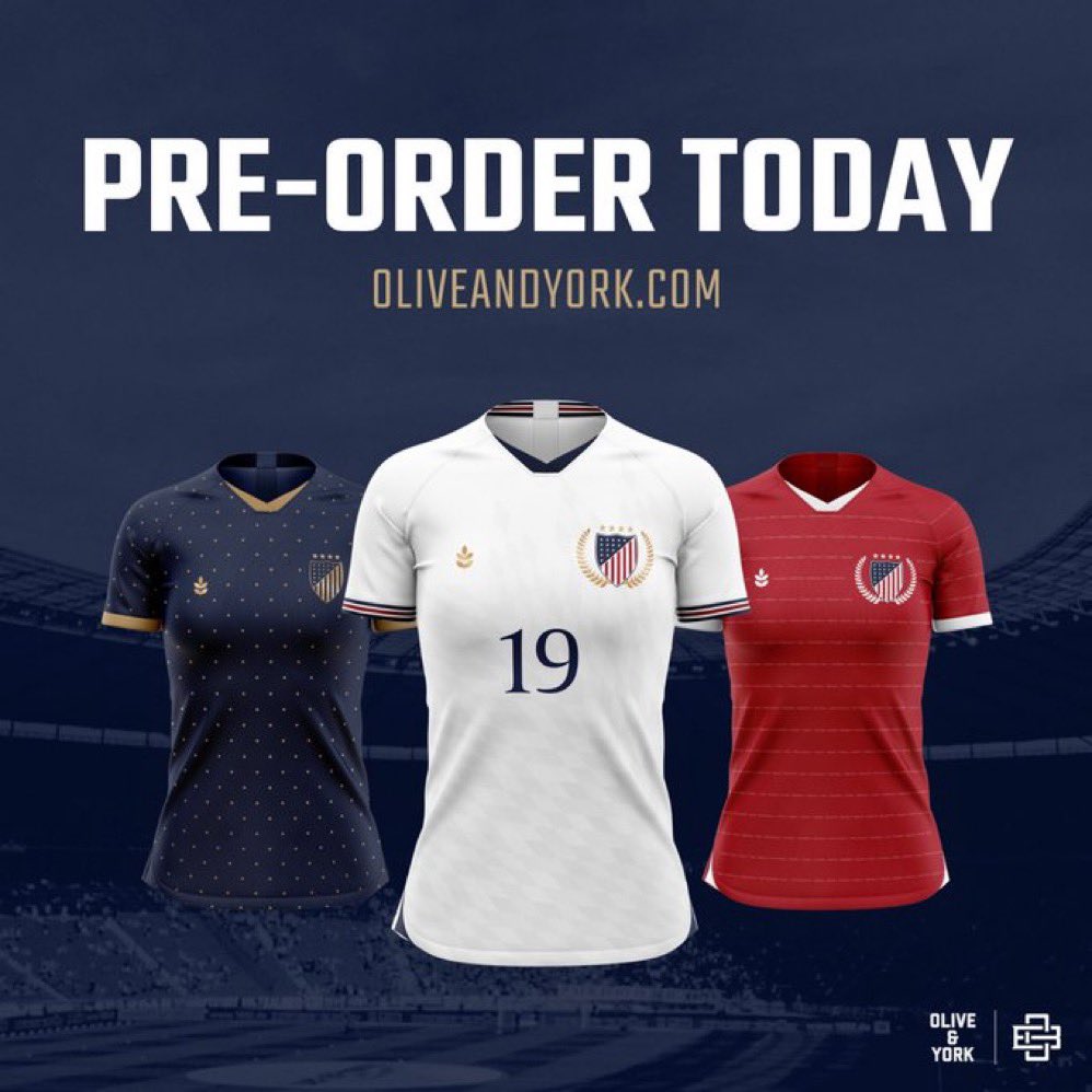 olive_york's tweet photo. 🇺🇸 Giveaway!

Winner gets your choice of the three new designs to get ready for the World Cup

1️⃣ follow @olive_york and @ChrisBunn21 
2️⃣ RT this!

That’s it! One winner drawn tomorrow. If you’ve already purchased one, we will refund that. https://t.co/OOJeZICQoU