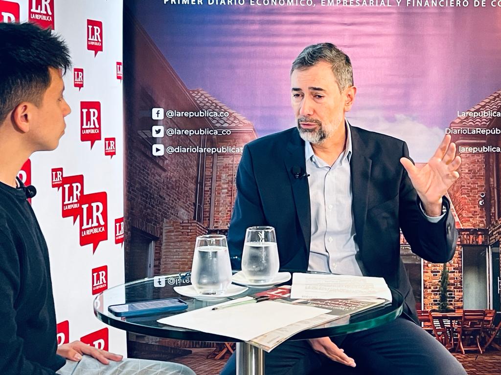 #InsideLR | "Estamos en todo el país, cubrimos el 95% de los municipios en Colombia y tenemos la red de puntos de venta más grande de Colombia. El año pasado tuvimos un incremento del 29% en ventas", Andrés Ricardo Aristizábal, presidente Auteco Mobility