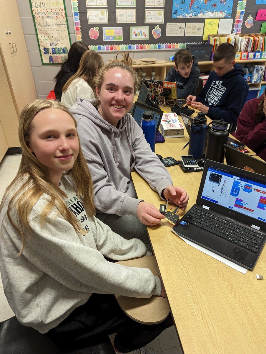MsSMcArthur's tweet photo. Testing out MakeCode and microbits in math class today.  @WCDSBInnovates @StBrigidCeltics #WCDSBAwesome #wcdsbNTIP https://t.co/YmmT871fDj