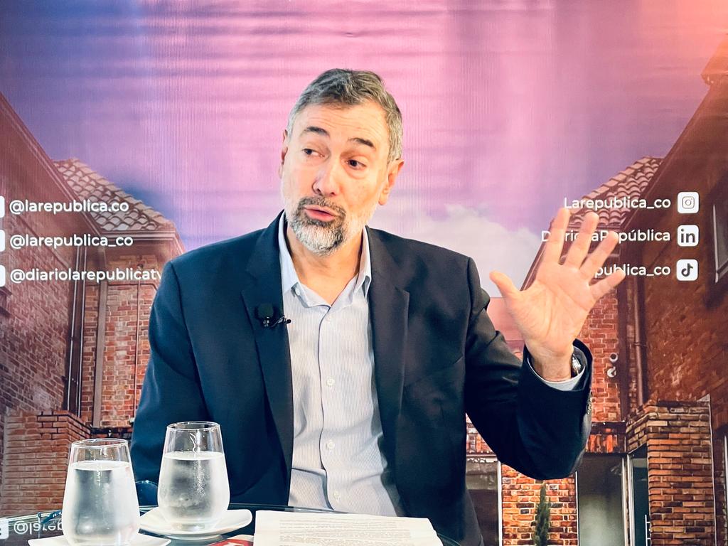 #InsideLR | "El año pasado fue el año con mayores ventas de motos, con unos 822.000 vehículos, en donde 805.000 fueron motocicletas a combustión. Este año vemos una contracción del mercado por la inflación, la devaluación y el alza de las tasas de interés, vemos unas 670.000