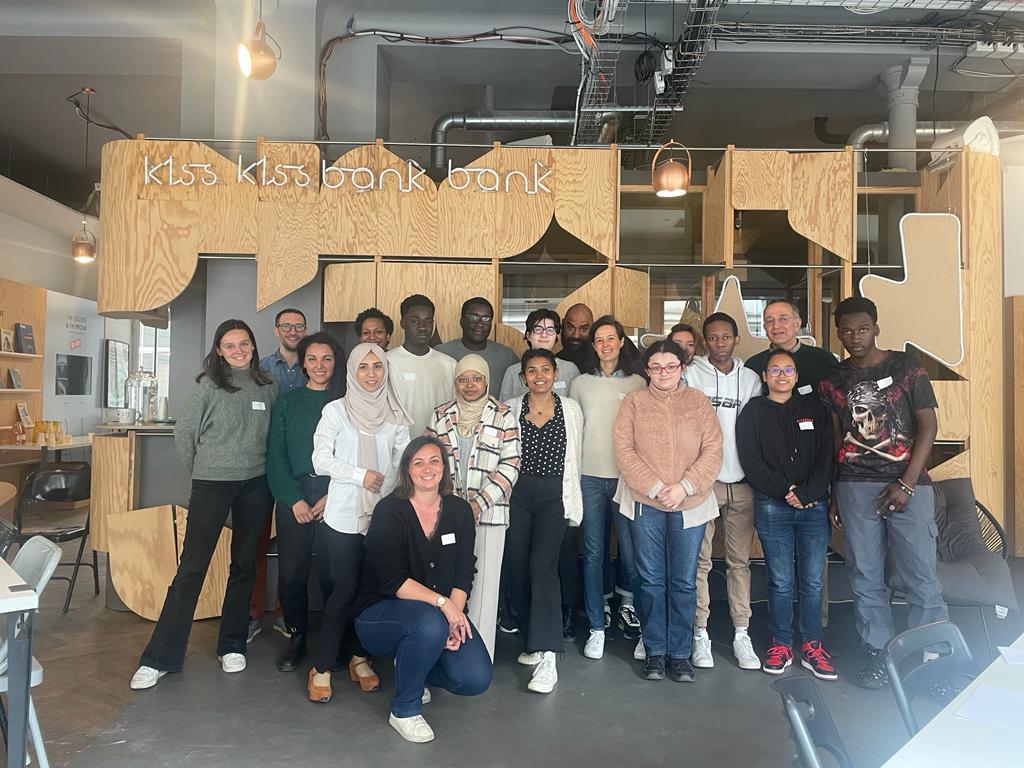 E2CParis's tweet photo. Nos stagiaires ont été accueilli par @microdon_fr pour une matinée d'immersion dans le secteur de l'#ESS. Echanges, conseils et moments conviviaux ont rythmé cette matinée. Merci aux collaborateurs microDON mobilisés, pour votre temps et votre bienveillance #MicroDon https://t.co/CRc6IWymo3