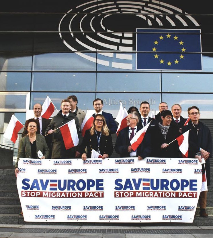 ChagnonPatricia's tweet photo. 🔴 NON au Pacte d’#Immigration !
2020 : Le lendemain de l’annonce du commissaire @YlvaJohansson, les députés européens du groupe @GroupeID_FR et les élus #RN dénoncent ce projet de submersion migratoire de l’#UE et vont faire réaliser un sondage choc en #Europe ⤵️
#SavEurope https://t.co/pFRor4bXHC