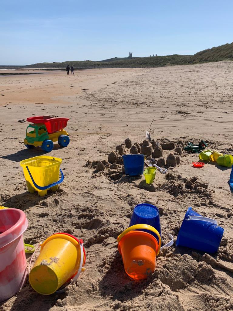 BeachQuiet's tweet photo. If this is your idea of a @HolidayWithKids then get in touch - r #holidaycottages r less than 5 mins away - some limited Summer hols availability https://t.co/M7IonGEXXc #embleton #Northumberland https://t.co/9g7dFuDK5S