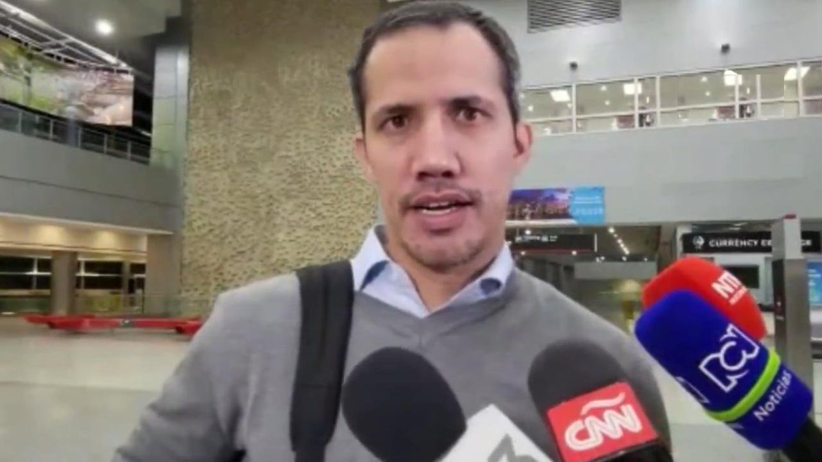 2001OnLine's tweet photo. 📸#Galeria | El Comité de Relaciones Exteriores del Senado de EEUU mostró su apoyo al político @jguaido luego de que #Colombia lo expulsó de su territorio.

🔴Para más información visita ⬇️: https://t.co/L8Bef7DMid

📸Fotos cortesía 

#Nacionales #FL2001 https://t.co/ngpP6RkQ1X