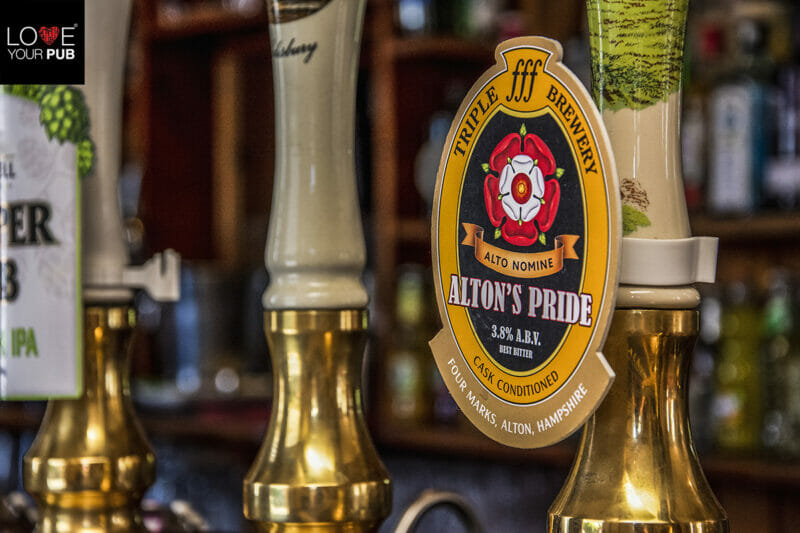 Country Pubs For The Coronation In Liss - Join The Hawkley Inn For A Beer Festival ! - loveyourpub.co.uk/country-pubs-f…