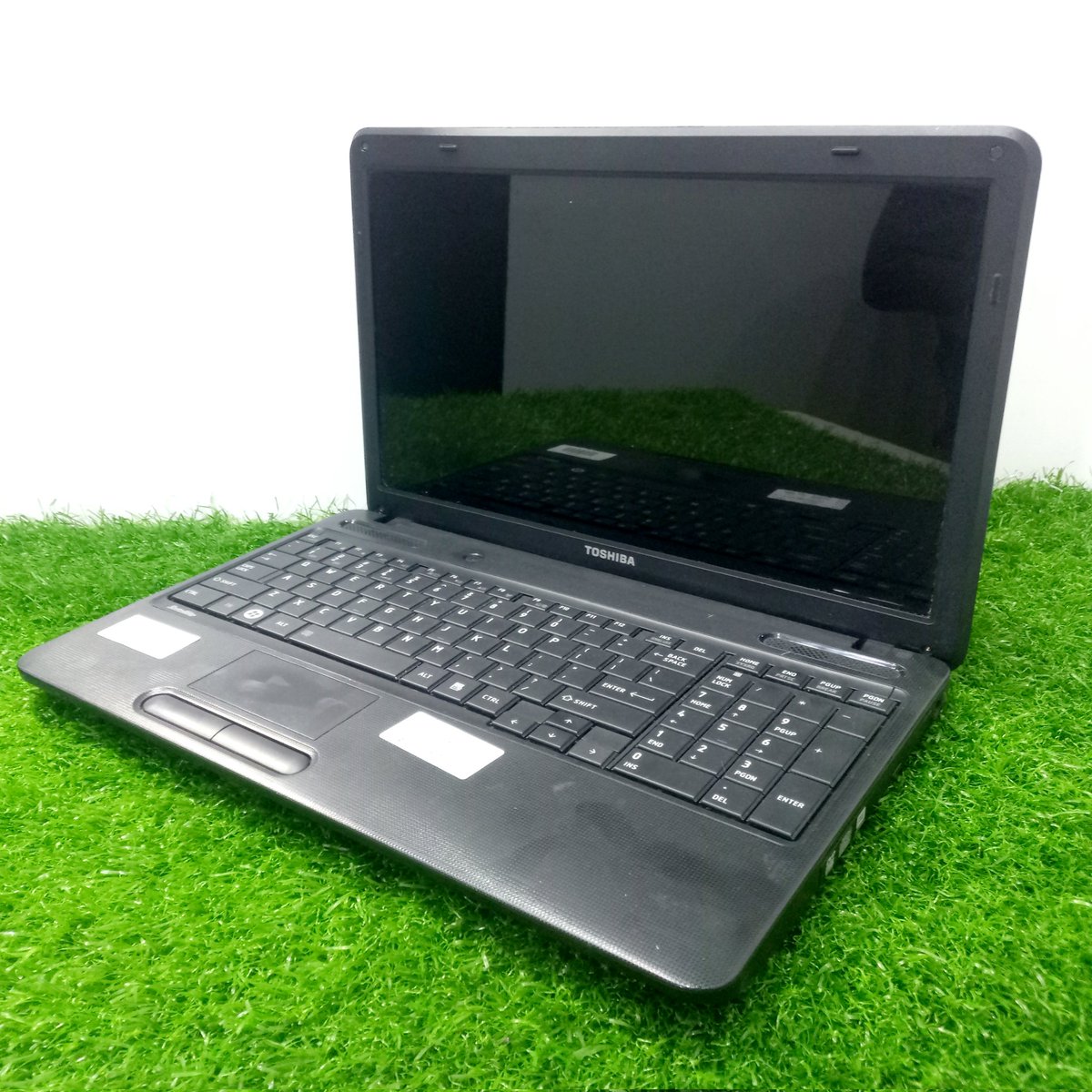 ITZONEELCTRONIC's tweet image. Toshiba Satellite C655 Laptop 
Intel Core 2 Duo Laptop 
4GB Ram 
320GB Storage 
Contact 0326 5974741 
.
#Toshiba #itzoneelectronics #toshibalaptop #Laptop #itzonelaptop #laptopstore #core2duo