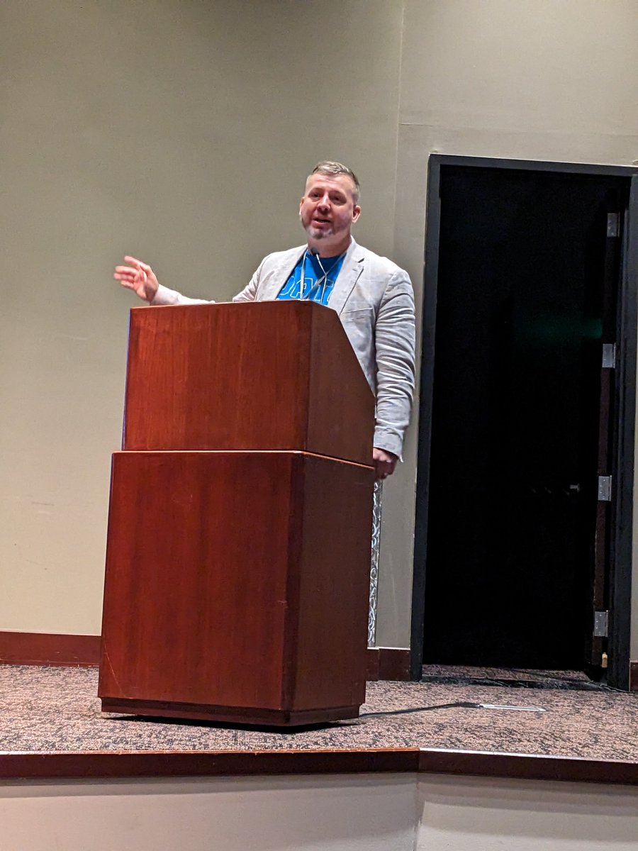 SusanHouckClark's tweet image. #DataDay2023 @INDataJMartin favorite day of the year!