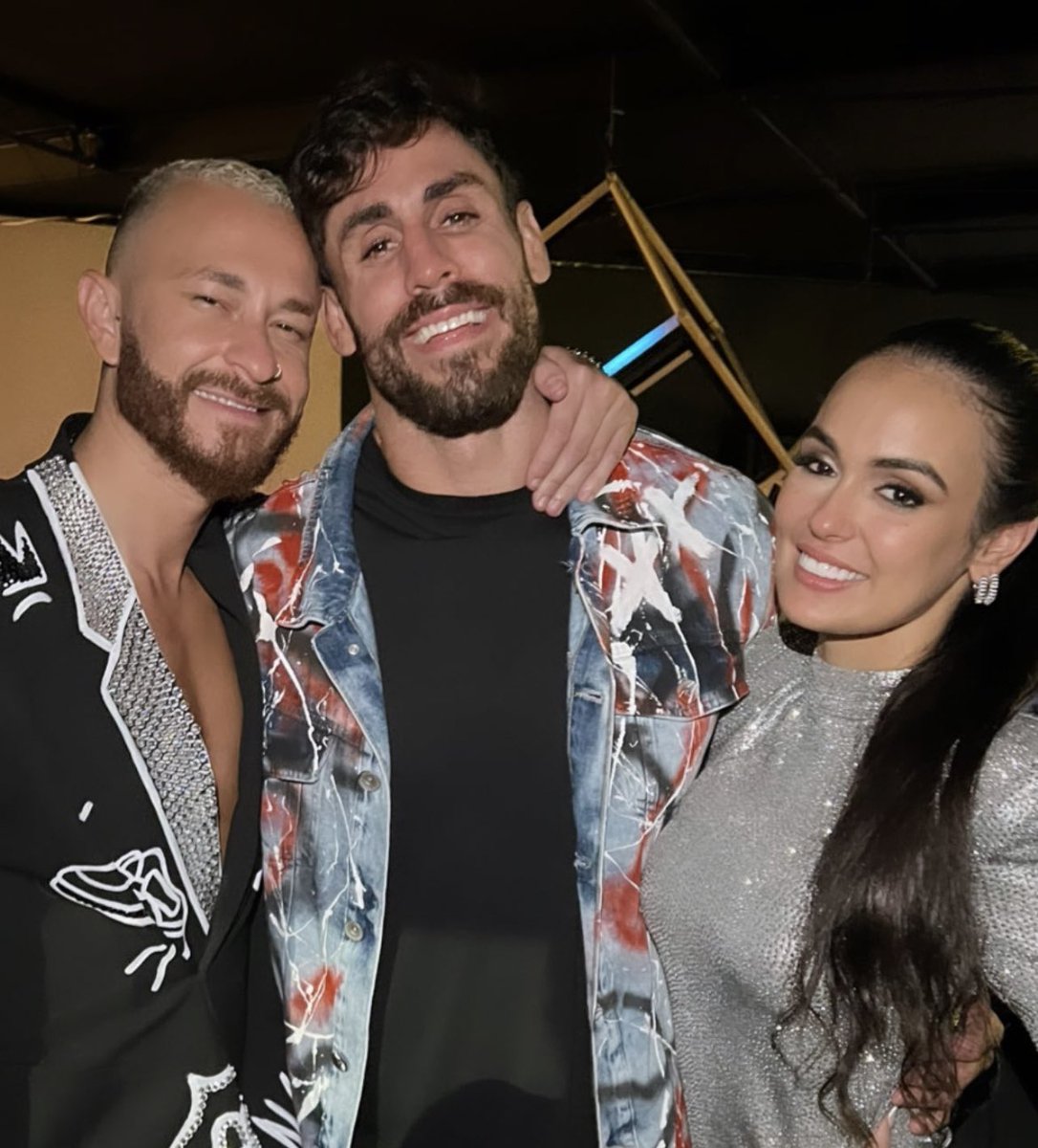 Eupriscily's tweet photo. LARISSA usou tanto a pauta do Machismo pra prejudicar DOMITILA de todas as formas e foi curtir festinha com Assediador 

#BBB23 #RedeBBB https://t.co/rRC8V60ipy
