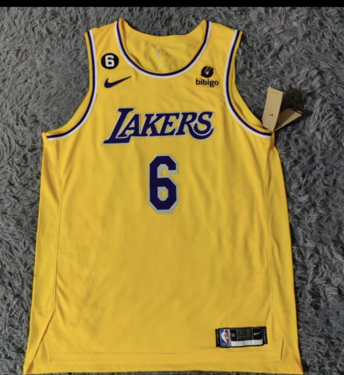 🎁 SORTEO 🎁

Si Los Ángeles Lakers derrotan hoy a los Memphis Grizzlies y se clasifican para las Semifinales del Oeste, vamos a sortear esta camiseta de LeBron James entre todos los que deis RT y nos sigáis a mi y a <a href="/NBAFutQuality/">Camisetas NBA/Fútbol</a> 

🍀 ¡SUERTE A TODOS! 🍀