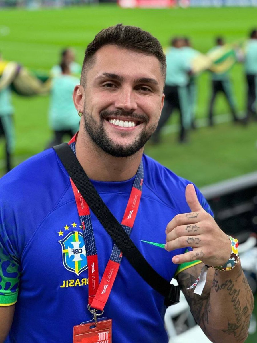 futrikeiof's tweet image. Fariam com o arthur picoli?  der rt se sim