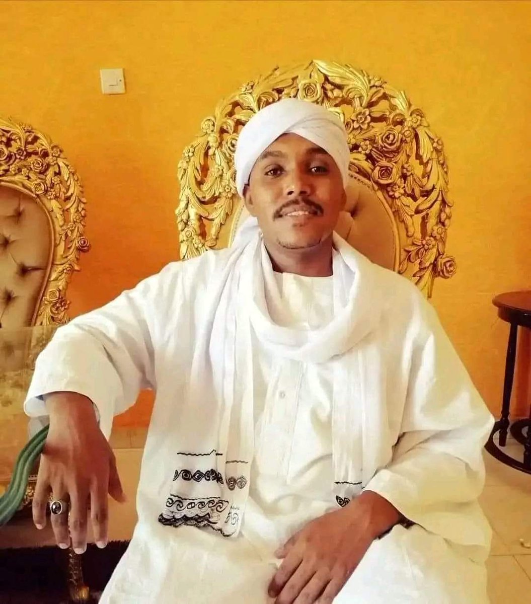 #منقول و #عاجل
لا حول ولا قوه الا بالله 💔
اتعرضت اسرتي لعملية ابتزاز من شخص سايق عربية أجرة  
اتفقنا معه من شارع الستين الي أمدرمان موقف  عرابات الابيض طريق بارا  ،   والطبيعي في المشوار دا هو  ١٠ الف ، للحاجة لانو في سيدة مريضة  ( حبوبتي علوية ) قال عايز ٢٠٠ الف جنية قلنا ليهو