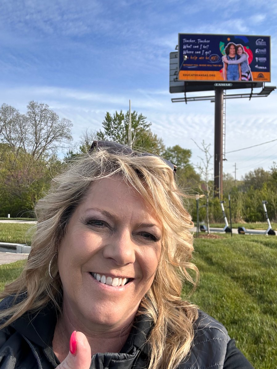 Early morning win for <a href="/EducateKansas/">Educate Kansas</a> ! Kudos to Cris, Kala &amp; their dedicated team for all of the fantastic work they're doing to elevate teachers and highlight the importance of teacher recruitment in KS. 🌻 Billboards are now live! 👏 #EducateKansas