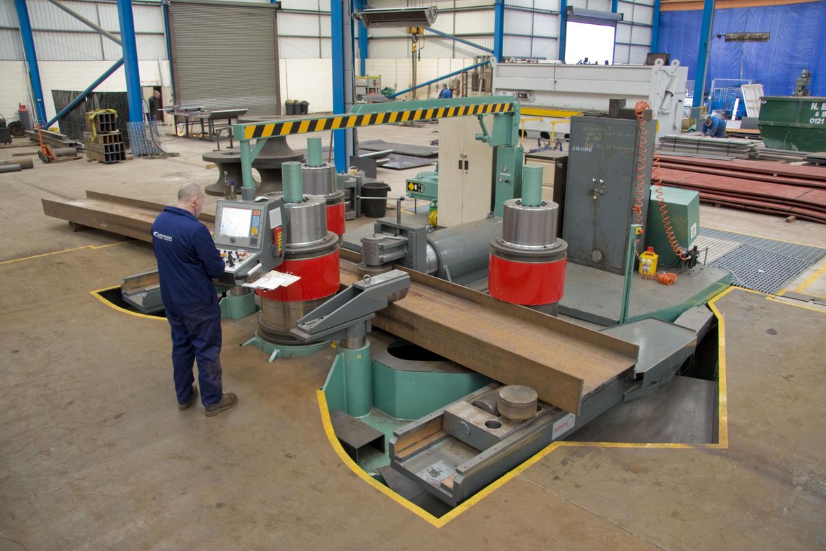 If you'd like to know how section bending has changed over the years, read the first part of an article from Russell Barnshaw, the founder of #Barnshaws who shares his knowledge and experience on the development of the #section #bending  
First part: lnkd.in/er5NNpWR