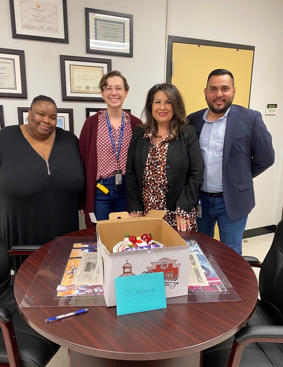 CMartinez_HISD's tweet photo. Happy Administrative Professionals Day to the best admin assistant in all of @HoustonISD, Mrs. Cardenas @CMartinez_HISD. We are grateful and blessed to have you on our campus supporting the day-to-day business operations of our school. @AnnaLWhite1 @HISDREADY2RISE https://t.co/4B6GoqfkF7