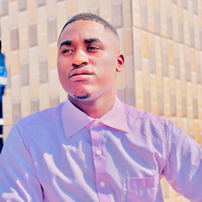 HusseinCedrick's tweet photo. #NouvellePhotoDeProfil https://t.co/iiOCx98rLK
