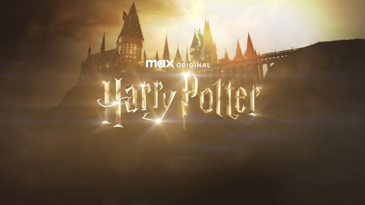 ramartin96's tweet photo. Ha pasado tiempo desde que salió la noticia de una adaptación televisiva de la saga #HarryPitter para el servicio de streaming #MAX.

Parte del fandom enseguida criticó la decisión con el argumento de que no queremos un reboot, sino historias nuevas, entonces...

Abro hilo ✌️🧵 https://t.co/BLnP6e0pEg