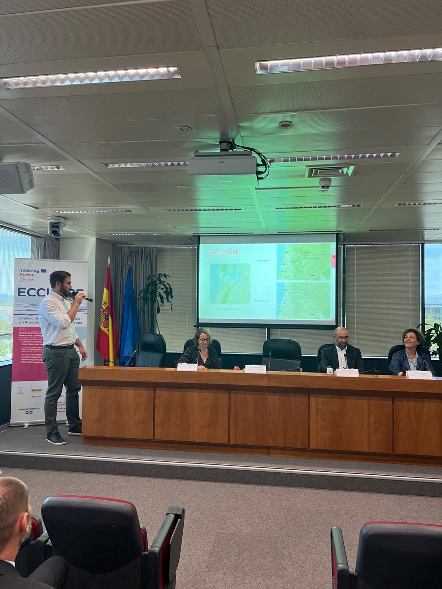 EcclipseP's tweet photo. ⚓️It is the turn of the Port of Aveiro.
Cesar Pardinas, Jose Chambel and Maria Manuel Cruz talk about the conclusions obtained in the #Ecclipse project.
#FinalEcclipse https://t.co/XD9h6dfpw1