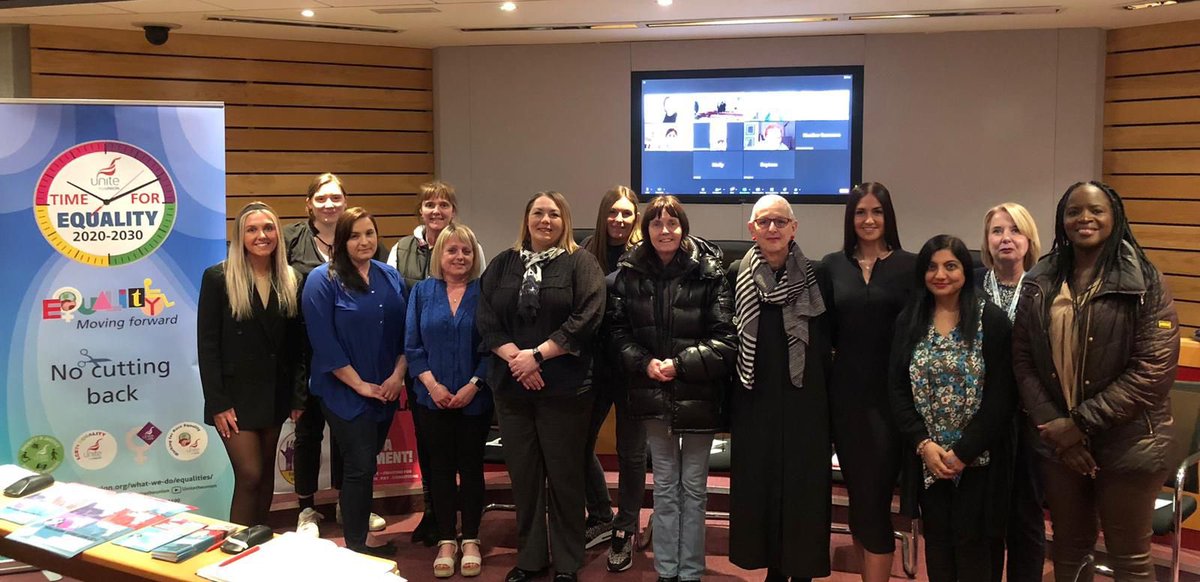 UniteEqualities's tweet photo. Inspiring meeting of reps working in CPPT and Energy & Utilities sectors coming together and developing strategies to get more women active in @unitetheunion #Equality #UniteWomen https://t.co/r7nmniCqyM