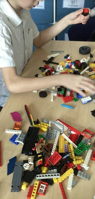 OakEPS's tweet photo. Lego therapy provides a great opportunity to problem solve and promotes turn taking and the development of social skills! @PrimaryElaine @IPAT_Edu @EEC_Elaine https://t.co/wEuDOPUp1P