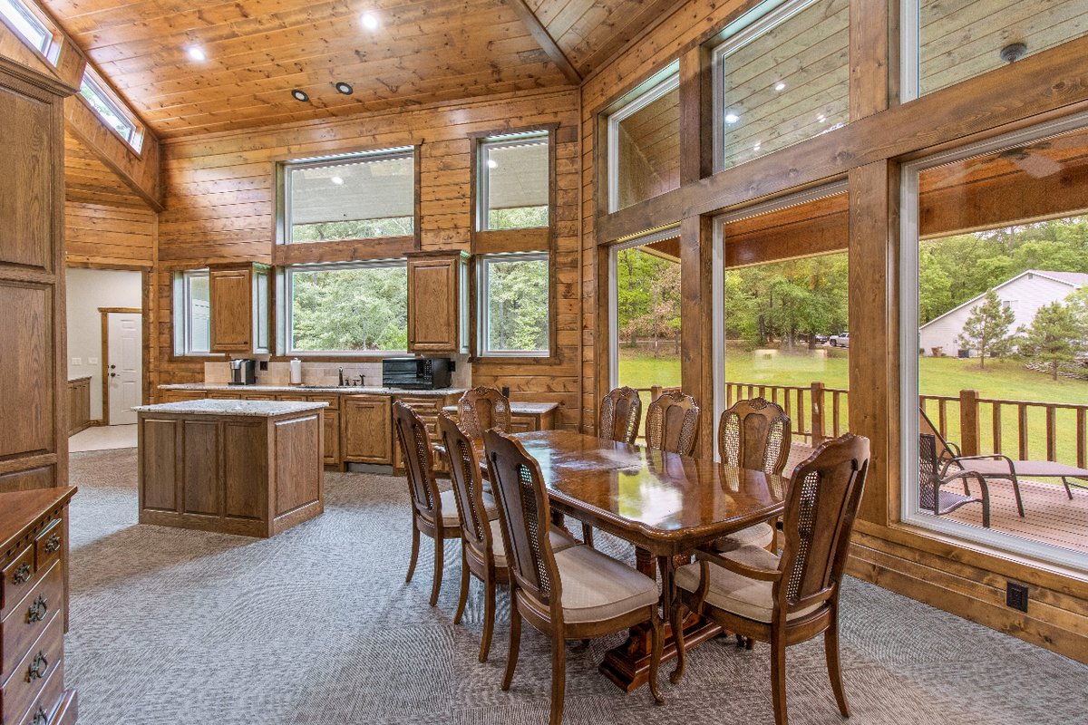 Tilmonmedia's tweet image. Ever wish you could sell your house faster?
Well, you can. And it's easier than you think!
Tilmon Photography offers Interior and Exterior images, Drone photography and Video Production can help you do just that. #realestate #shoplocal #longviewtx