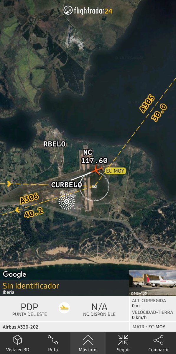 martinjcampis's tweet photo. Iberia en #SULS
Aterrizo  un A330 de #IBERIA  Ezeiza estaba cerrado y Carrasco también
Por "comprometido combustible" aterrizo en Laguna https://t.co/b8A2oJzQ8I