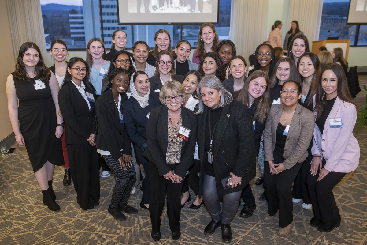 I’m supporting <a href="/UMassUWiL/">UMass Women into Leadership (UWiL)</a> during #UMassGives today because #mentorship matters. umass.scalefunder.com/gday/giving-da… #uwil2023 #ucanuwil