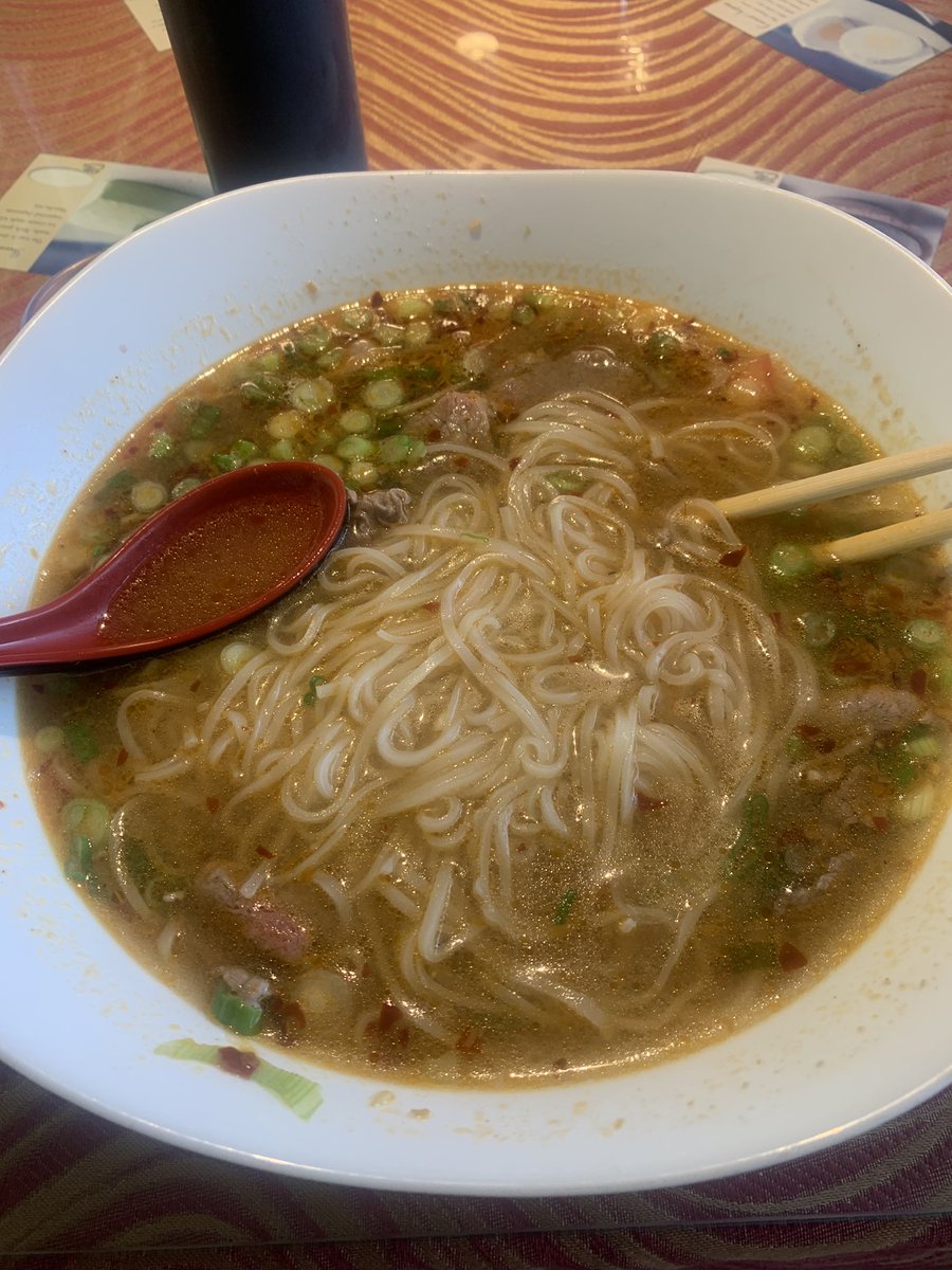 TravelingNA's tweet photo. Went to hole in the wall Bolsa Restaurant in Calgary last night. Delicious satay beef pho and hand rolled spring rolls #yyc https://t.co/Ly4uYKg04a