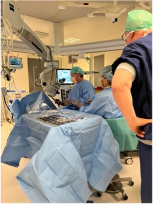 elios_vision's tweet photo. Elios Vision were honoured to be invited to Maastricht today to support the first Elios procedures in The Netherlands with Dr. Ronald de Crom and Professor Henny Beckers.
#EliosVision #Elios
https://t.co/oeklNBkWaA https://t.co/scJY2P53MZ