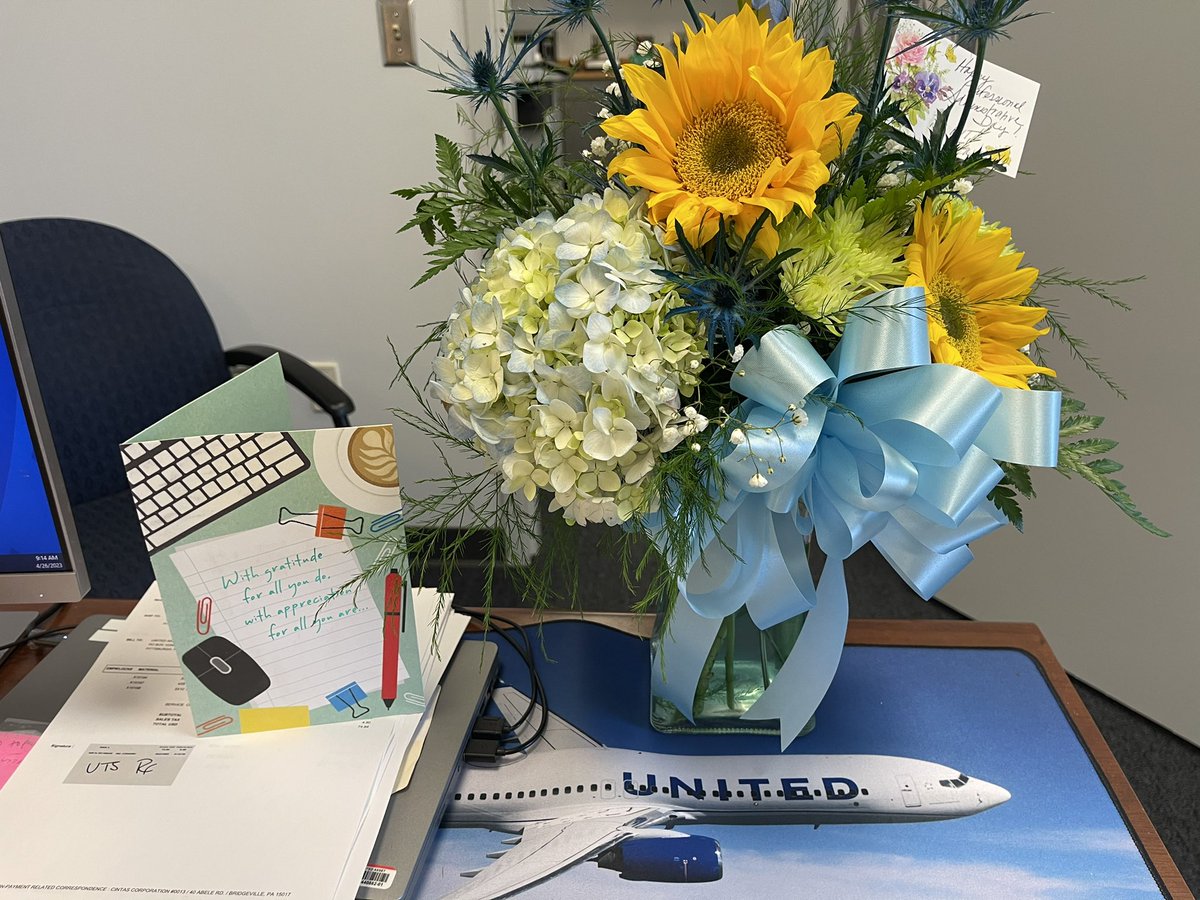 When your team thinks about you on Administrative Professionals Day 🥰🥰🥰🥰🥰🥰🥰🥰🥰🥰🥰🥰🥰🥰🥰🥰✈️✈️✈️✈️✈️#TEAMPIT