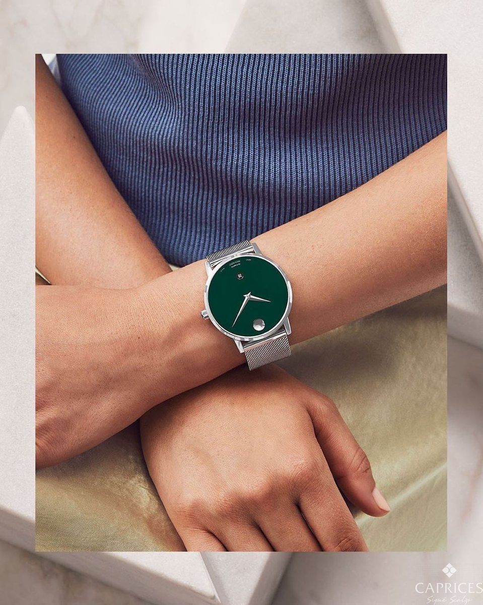 Découvrez le luxe redéfini avec la montre Movado Museum Classic, dotée d'un mouvement automatique alimenté par le mouvement de votre corps. Magasinez maintenant chez Caprices Signé Scalzo. #CapricesSignéScalzo #Movado #MovadoMuseum