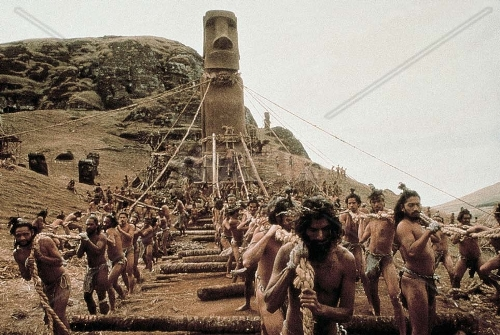 Vi racconto di un inganno.... anzi 2!

L'Isola di Pasqua porta in se le magie delle terre lontane, di isole in mezzo al Pacifico, film ci hanno narrato delle valorose lotte dei maschi isolani per primeggiare tra loro e numerosissimi sono i documentari che ci hanno spiegato del