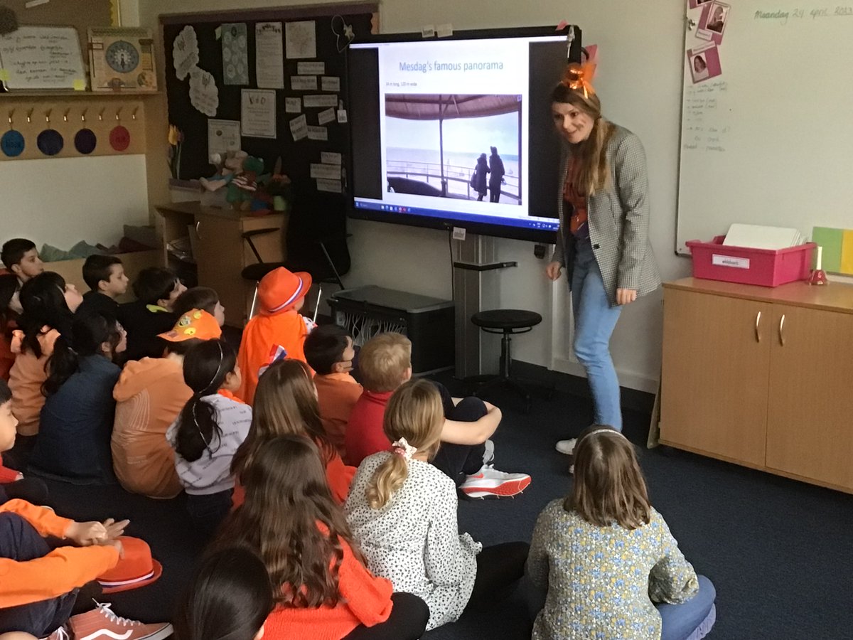 BSNJSV's tweet image. The students at JSV enjoyed all the unique and typical Dutch workshops that were organised to celebrate the King&apos;s birthday! #BSNJSV #JSVY3 #JSVY4 #JSVY5 #JSVY6 #JSVDUTCH #BSNlanguages
